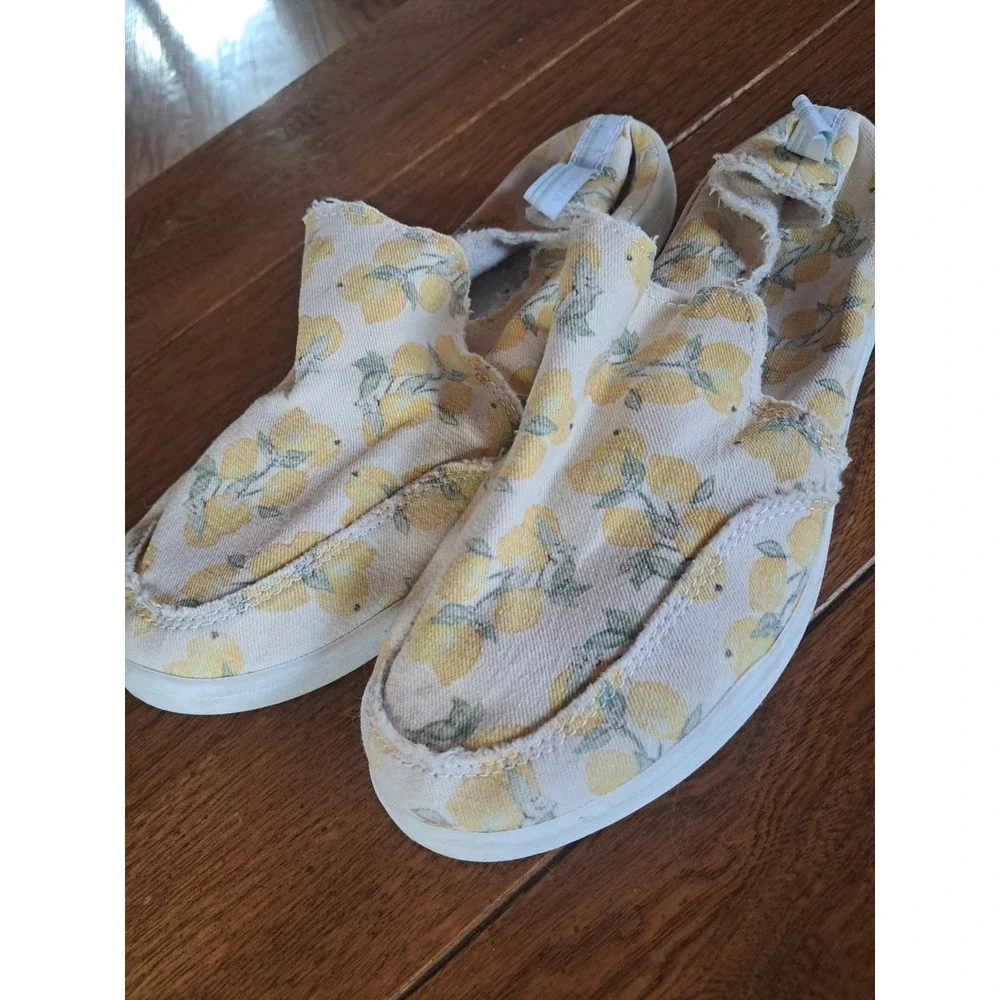 Vionic Pismo Beach Lemons Canvas Slip-On Low Top Comfort Shoes SZ 7 Rare